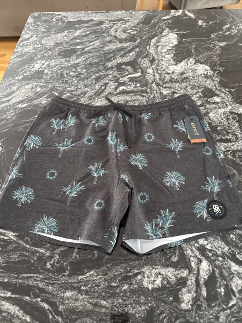 Roark Shorey  16”  Elastic Waist Trunks La Fronda Black Mens Sz M NWT RB470